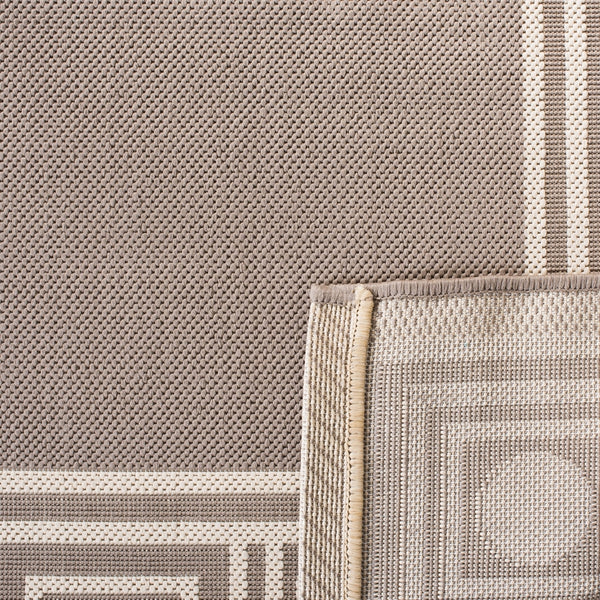 Safavieh Cy5143 Power Loomed 85.4% Polypropylene/10.4% Polyester/4.2% Latex Outdoor Rug CY5143B-4