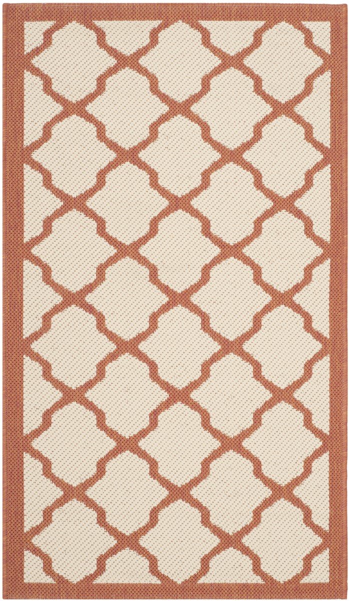 Courtyard 24-Inch Power Loomed Rug – Durable Indoor/Outdoor Scalloped