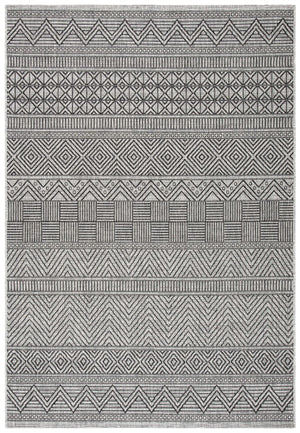 Courtyard  Outdoor Power Loomed 85.4% Polypropylene, 10.4% Polyester, 4.2% Latex Rug Black / Grey