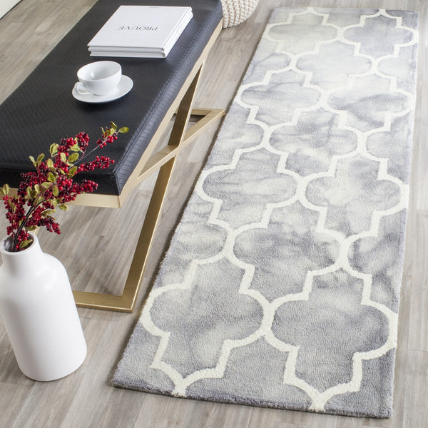 Safavieh Dip Dye 535 Hand Tufted Wool Rug DDY535C-3