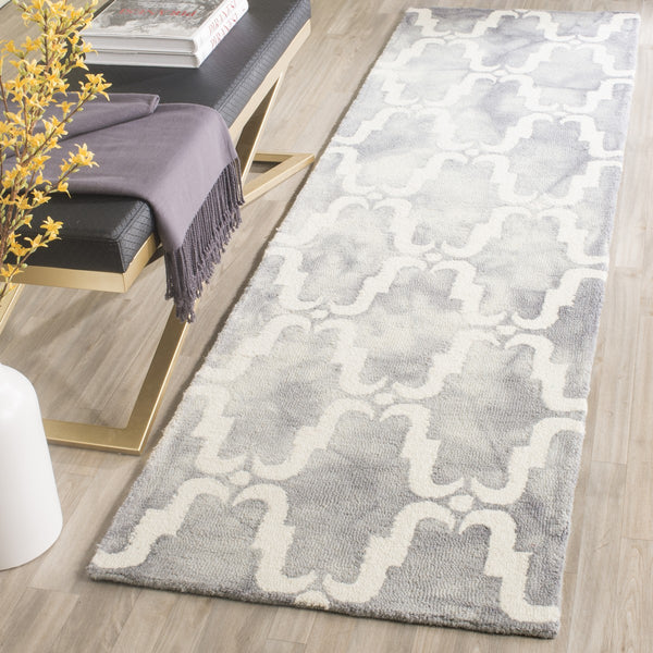 Safavieh Dip Dye 536 Hand Tufted Wool Rug DDY536C-3