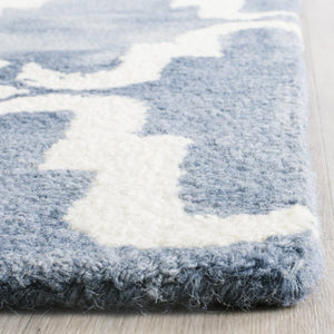 Safavieh Dip Dye 536 Hand Tufted Wool Rug DDY536K-3