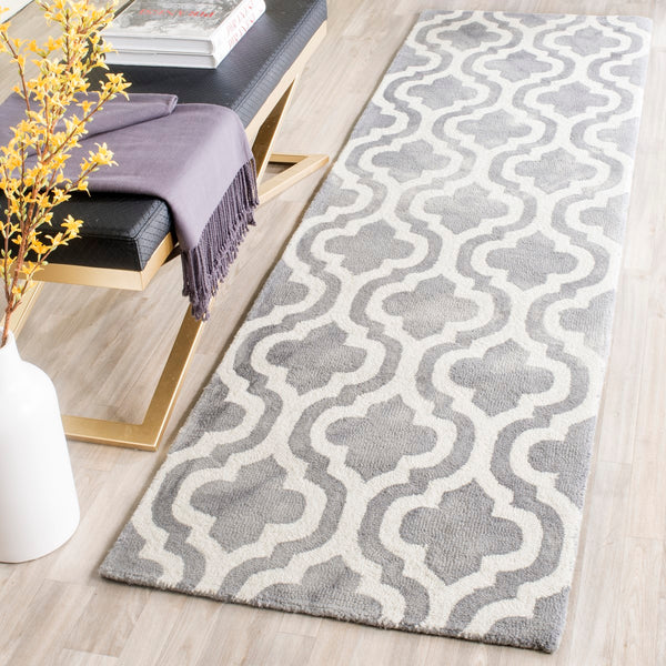 Safavieh Dip DDY537 Hand Tufted Rug