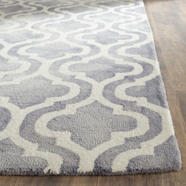 Safavieh Dip Dye 537 Hand Tufted Wool Rug DDY537C-3