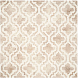 Safavieh Dip DDY537 Hand Tufted Rug