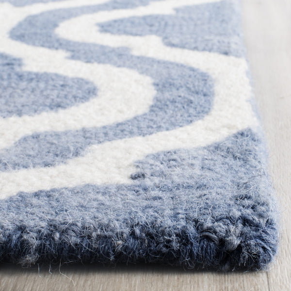 Safavieh Dip Dye 537 Hand Tufted Wool Rug DDY537K-3
