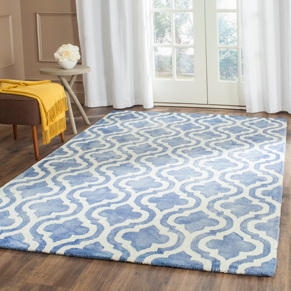 Safavieh Dip DDY537 Hand Tufted Rug