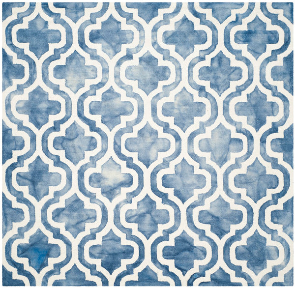 Safavieh Dip DDY537 Hand Tufted Rug
