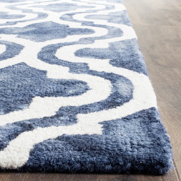 Safavieh Dip Dye 537 Hand Tufted Wool Rug DDY537N-CNR