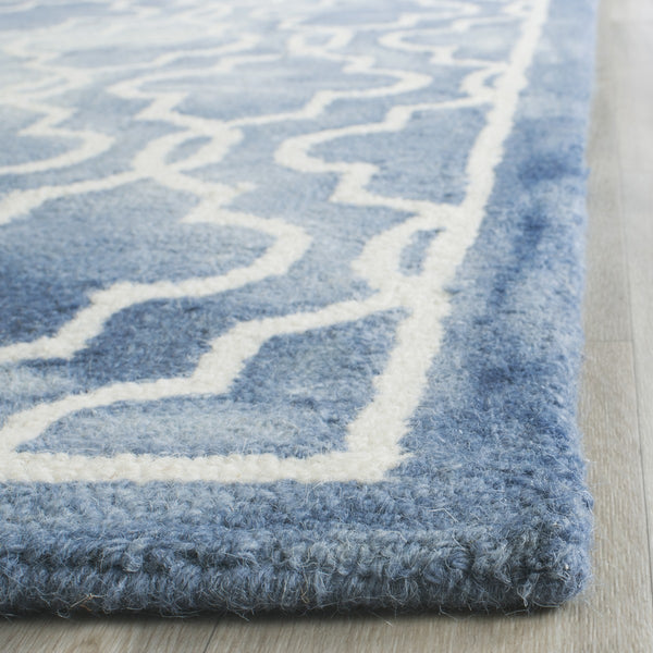 Safavieh Dip Dye 539 Hand Tufted Wool Rug DDY539K-3