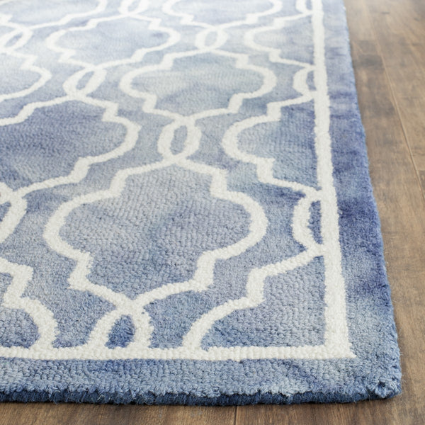 Safavieh Dip Dye 539 Hand Tufted Wool Rug DDY539K-3