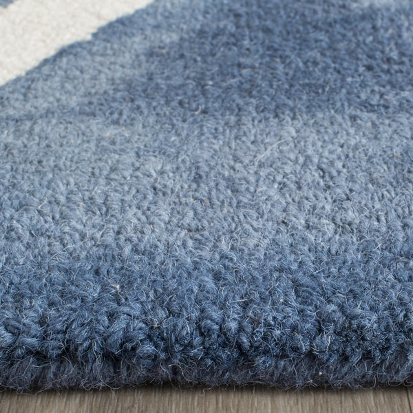 Safavieh Dip Dye 540 Hand Tufted Wool Rug DDY540N-3