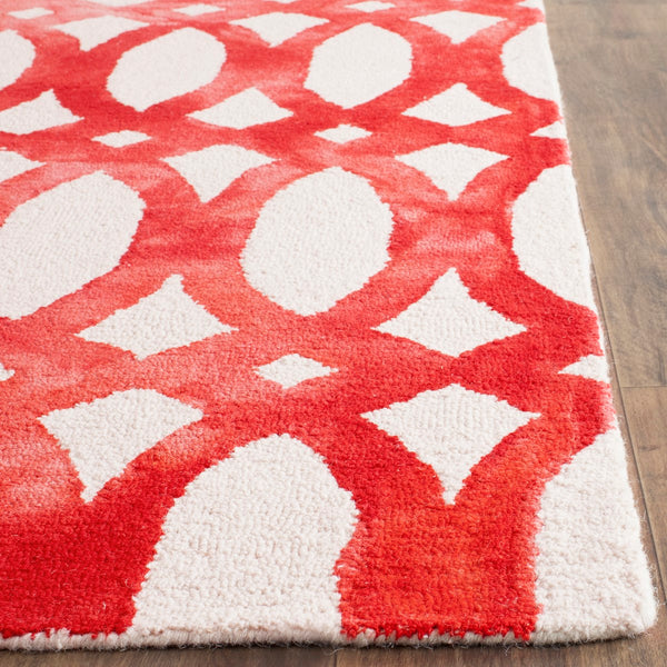 Safavieh Dip DDY675 Hand Tufted Rug