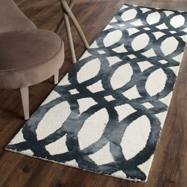 Safavieh Dip DDY675 Hand Tufted Rug