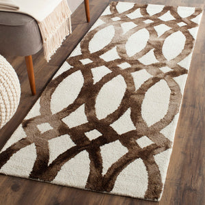 Safavieh Dip DDY675 Hand Tufted Rug