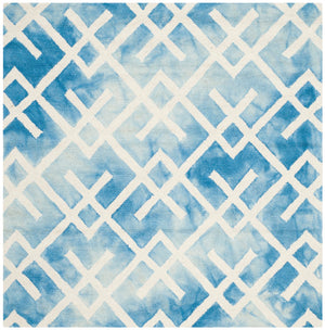 Safavieh Dip DDY677 Hand Tufted Rug