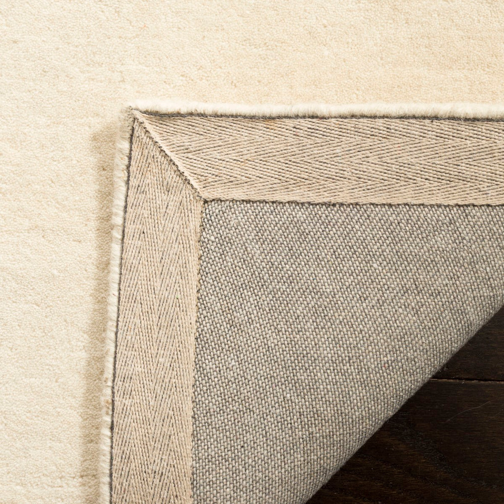 Safavieh Dip DDY701 Hand Tufted Rug