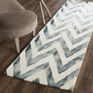 Safavieh Dip Dye 715 Hand Tufted Wool Rug DDY715J-3
