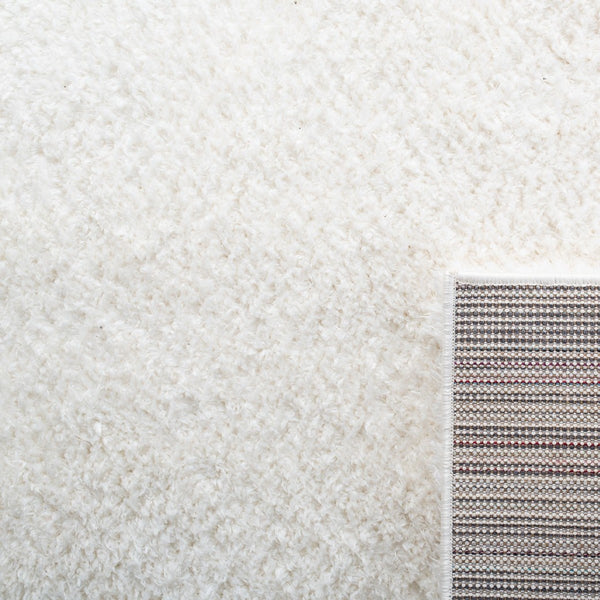 Decora Shaggy 100 Decora Shaggy 101 Shag & Flokati Power Loomed 100% Polyester Rug Ivory