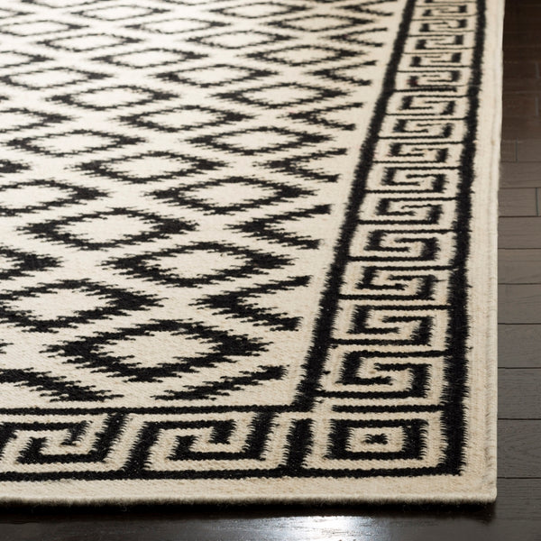 Safavieh Dhurries 411 Hand Woven Flat Weave Wool Rug DHU411A-3