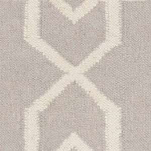 Safavieh Dhurries DHU548 Hand Woven Flat Weave Rug