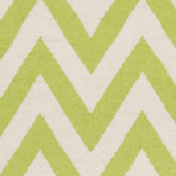 Safavieh Dhurries DHU557 Hand Woven Flat Weave Rug