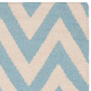 Safavieh Dhurries DHU557 Hand Woven Flat Weave Rug