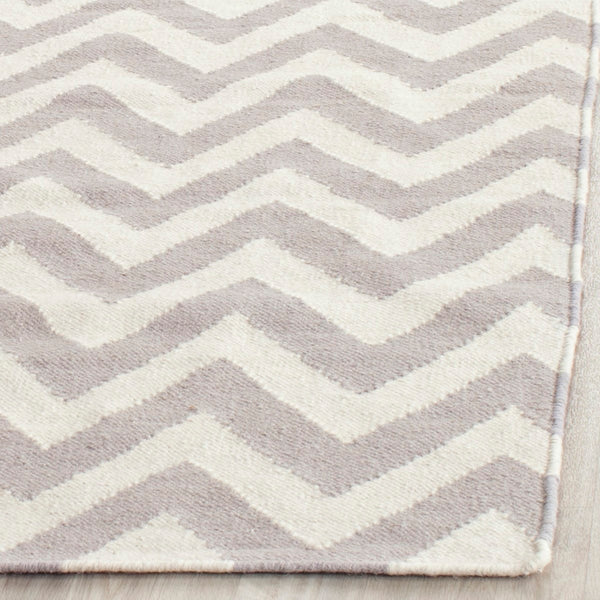 Safavieh Dhurries DHU557 Hand Woven Flat Weave Rug