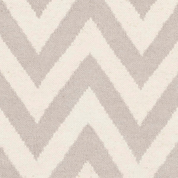 Safavieh Dhurries DHU557 Hand Woven Flat Weave Rug