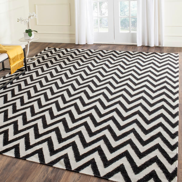 Safavieh Dhurries DHU557 Hand Woven Flat Weave Rug