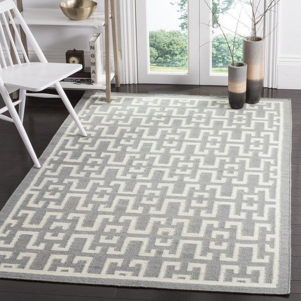 Safavieh Dhurries 621 Flat Weave 50% Banana Silk/30% Wool/20% Cotton Rug DHU621B-3