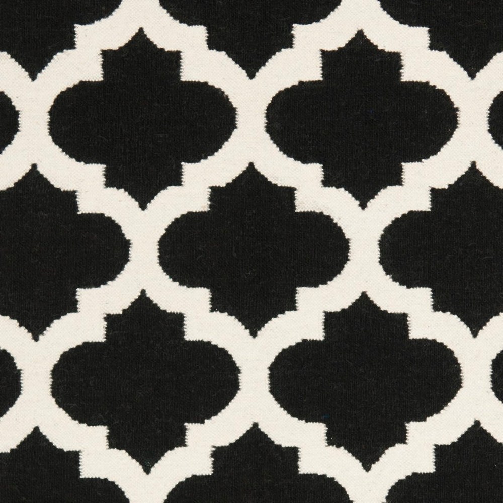 Safavieh Dhurries DHU623 Hand Woven Flat Weave Rug