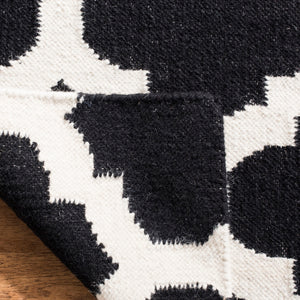 Safavieh Dhurries 623 Hand Woven Flat Weave 80% Wool/20% Cotton Rug DHU623A-3