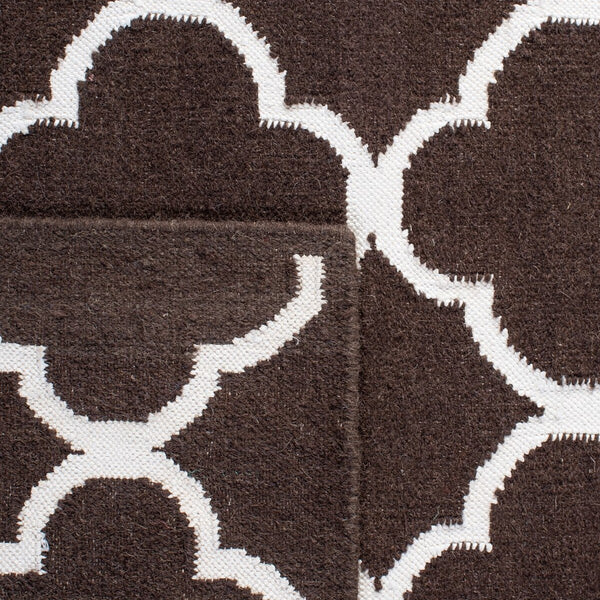 Safavieh Dhurries 627 Hand Woven Flat Weave 50% Banana Silk/30% Wool/20% Cotton Rug DHU627C-3