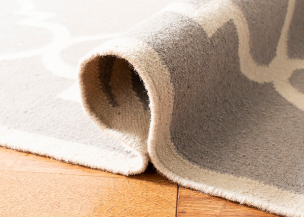 Safavieh Dhurries 633 Hand Woven Flat Weave 80% Wool/20% Cotton Rug DHU633G-3