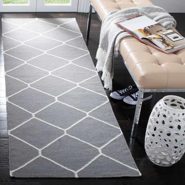 Safavieh Dhurries 635 Hand Woven Flat Weave 80% Wool/20% Cotton Rug DHU635B-3