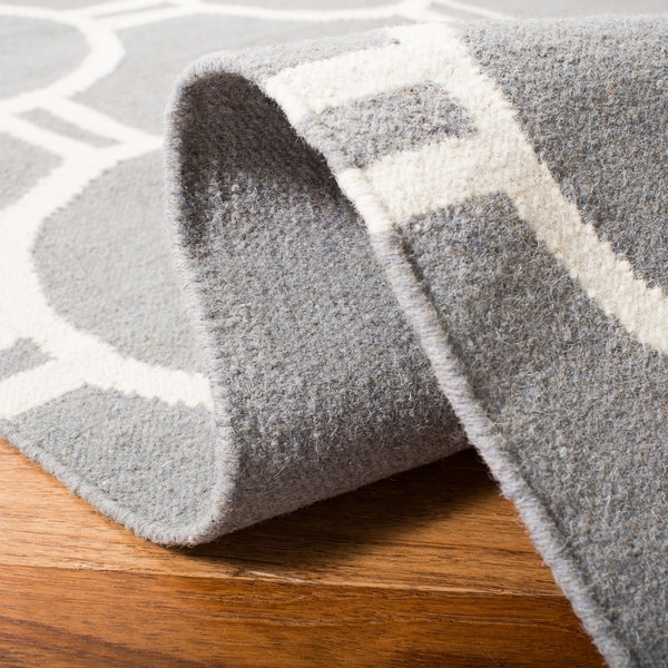 Safavieh Dhurries 636 Hand Woven Flat Weave 80% Wool/20% Cotton Rug DHU636B-3