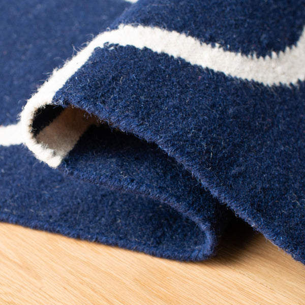 Safavieh Dhurries 636 Hand Woven Flat Weave 80% Wool/20% Cotton Rug DHU636D-3