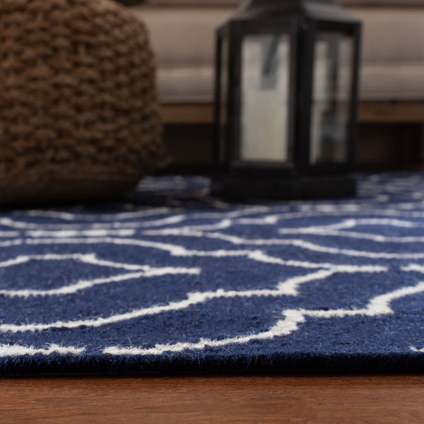 Safavieh Dhurries 637 Hand Woven Flat Weave 80% Wool/20% Cotton Rug DHU637D-3