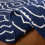 Safavieh Dhurries 637 Hand Woven Flat Weave 80% Wool/20% Cotton Rug DHU637D-3