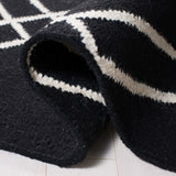Safavieh Dhurries 638 Hand Woven Flat Weave 80% Wool/20% Cotton Rug DHU638A-3