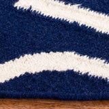 Safavieh Dhurries 639 Hand Woven Flat Weave 80% Wool/20% Cotton Rug DHU639D-3
