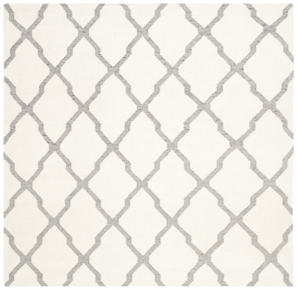 Safavieh Dhurries 645 Hand Woven Flat Weave 50% Wool/30% Viscose/20% Cotton Rug DHU645A-3