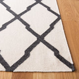 Safavieh Dhurries 645 Hand Woven Flat Weave 50% Wool/30% Viscose/20% Cotton Rug DHU645B-3