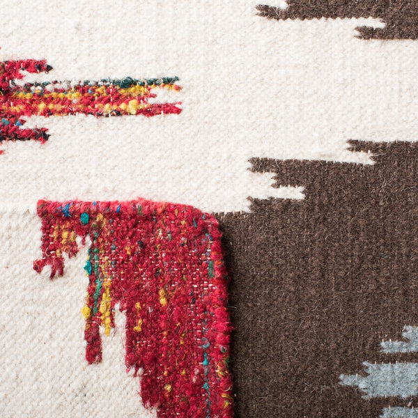 Safavieh Dhurries 647 Hand Woven Flat Weave 50% Wool/30% Viscose/20% Cotton Rug DHU647A-3