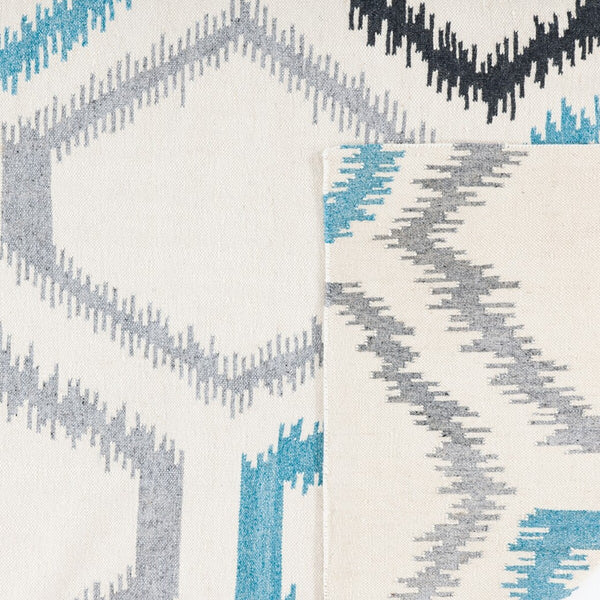 Safavieh Dhurries 655 Hand Woven Flat Weave 50% Wool/30% Viscose/20% Cotton Rug DHU655A-3