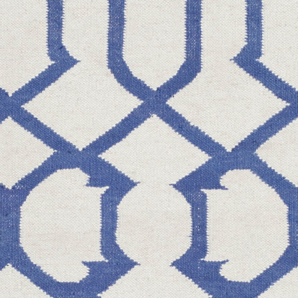 Safavieh Dhurries DHU753 Hand Woven Flat Weave Rug