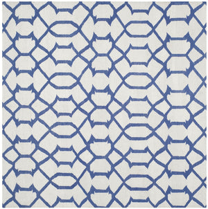 Safavieh Dhurries DHU753 Hand Woven Flat Weave Rug