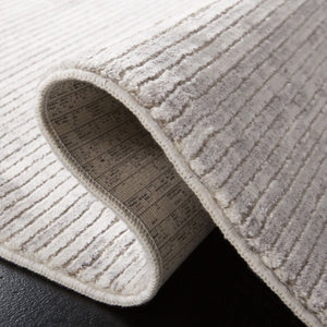 Safavieh Dream 500 40% Polyester & 60% Viscose Power Loomed Contemporary Rug DRM500A-3