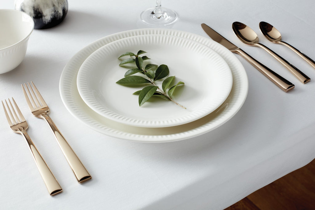Profile White Porcelain 4-Piece Dinner Plate Set